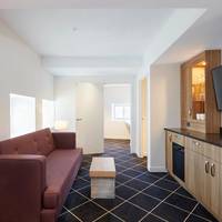 Suite with Two Beds - Non-Smoking