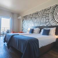 Double or Twin Room with Sea View