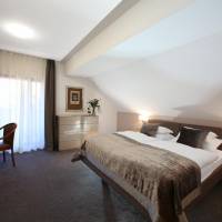 Superior Two-Bedroom Suite with Balcony 