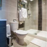 Luxury Kingsize - First Floor