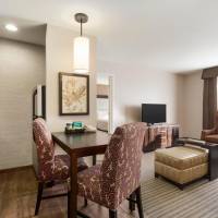 One-Bedroom King Suite - Non-Smoking