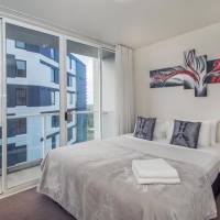 Two Bedroom Apartment-1 King + 1 Queen