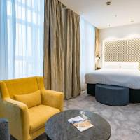 Signature Queen Room