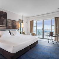 Deluxe King Room with Harbour View