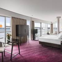 King Suite with Harbour View