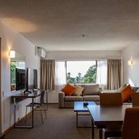 Premium King with Lounge