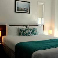 Deluxe One-Bedroom Suite