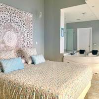 Suite with Jacuzzi