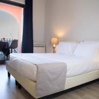 Classic Double or Twin Room with Lake View