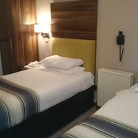Compact Twin Room