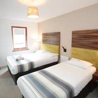 Family Room (2 Adults + 1 Child)
