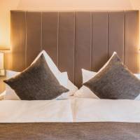 Comfort Queen Room