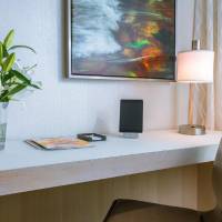 Earth Tower Horizon King Suite