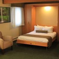Two Bedroom Suite with Ocean View - Non-Smoking