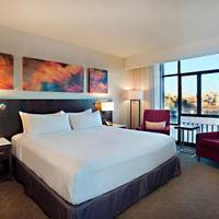Club King Room with Water View