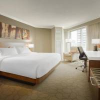 Corner King Room
