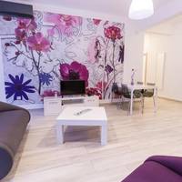 One-Bedroom Apartment with Balcony and Garden View
