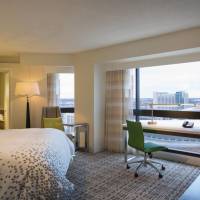 Deluxe Corner King Room