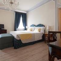 Junior Suite with Spa Access