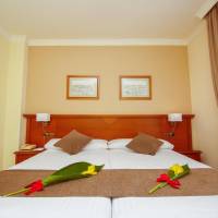 Comfort Triple Room  (3 Adults)) 