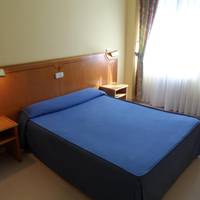Double Room (1 Adult)