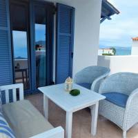 Double Room (2 Adults)