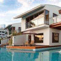 Lake Villas