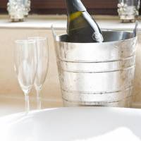 Deluxe Suite with Spa Bath