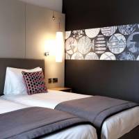 Room with Two Beds - Mobility Accessible