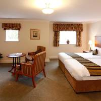 Club Twin Room