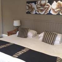 Executive Room with Queen and Single Bed