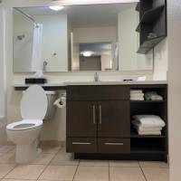 One-Bedroom Suite - Non-Smoking