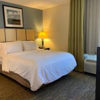 One-Bedroom Queen Room - Mobility/Hearing Accessible - Non-Smoking