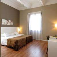 Twin Room with Spa Access