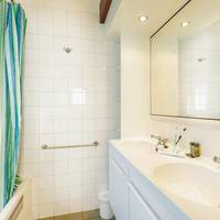 Comfort Holiday Home (6 Adults)
