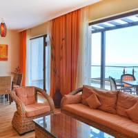 One-Bedroom Apartment with Balcony and Sea View - Free Access to Aquapark and Action Park
