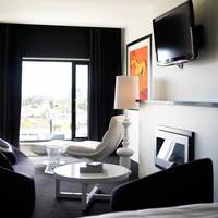 Cullen Open Plan Suite