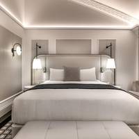 King Signature Suite