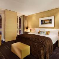 Club King Room with Club Lounge Access