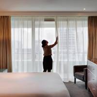 One-Bedroom Deluxe Apartment