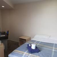 Double Lockable Room with Private Bathroom in Shared Two-Bedroom Apartment