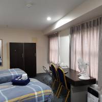 Studio Apartment with Two Single Beds