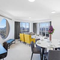 Three-Bedroom Harbour Suite