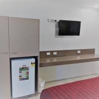 Business Queen Room