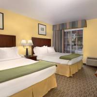Queen Room with Two Queen Beds - Mobility Access Tub/Non-Smoking