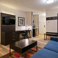 One-Bedroom King Suite