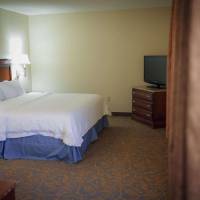 King Suite with Separate Bedroom – Mobility Accessible
