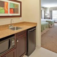 Deluxe Queen Room with Two Queen Beds