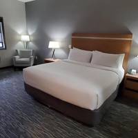 King Suite - Mobility Access/Non-Smoking