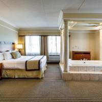 Luxury King Suite with Jetted Tub